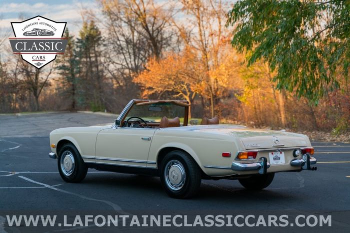 1971 Mercedes-Benz 280 SL Pagoda RWD 2DR Roadster