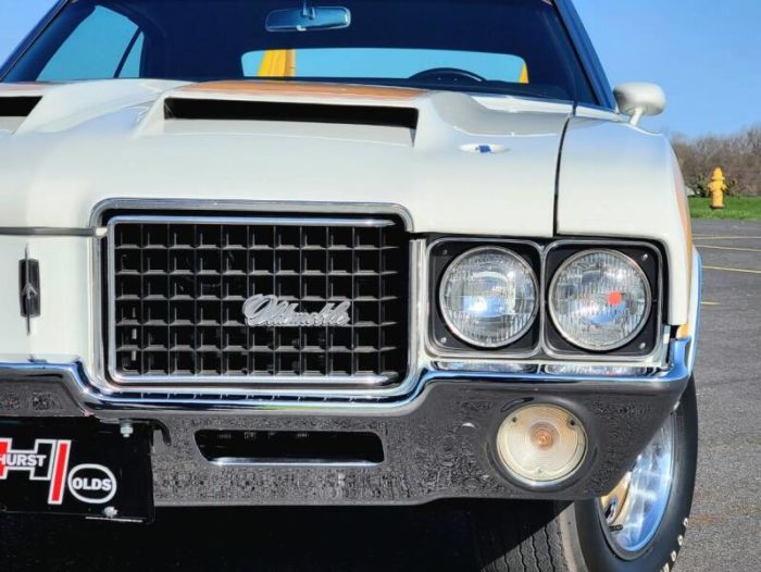 1972 Oldsmobile Hurst Olds Indianapolis 500 Pace Car