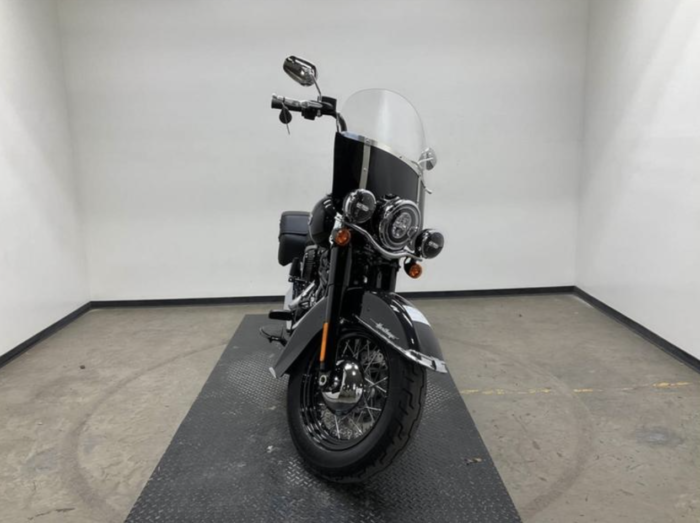 2021 Harley-Davidson FLHCS - Heritage Classic 114