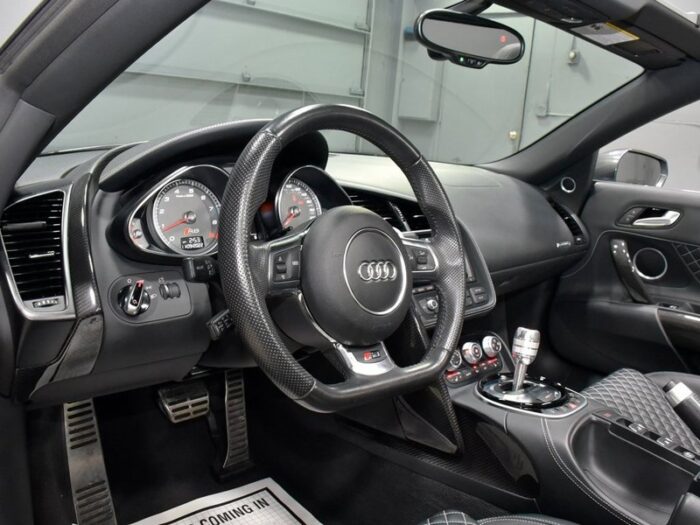 2015 Audi R8 V8